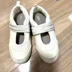 ZARA キッズ　コントラストバレリーナ　新品のサムネイル