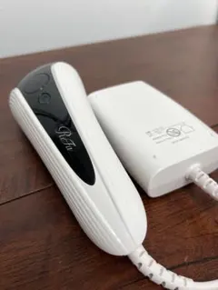 ★美品 ReFa EPI GO RE-AR-02A 光美容器 脱毛器のサムネイル