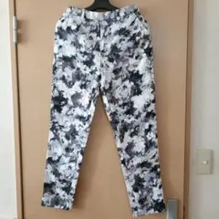 新品★レディース　白×紺　花柄綿パン　Мサイズ位