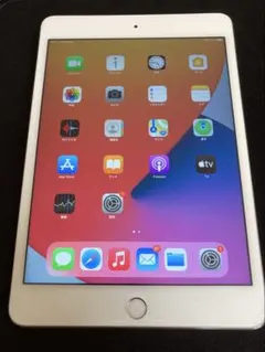 iPad 第6世代 本体、充電器付き SIMロック解除済みのサムネイル