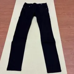 スキニーパンツ