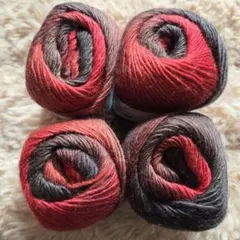 ウール100%　毛糸4玉　編み物　グラデーション　200g