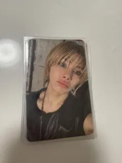 Item thumbnail for item c9120a28-bb4b-4a36-8c6c-ba49601e2ce3