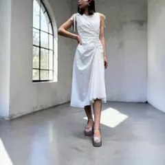 新品タグ付きREDYAZEL 白ロングワンピース ギャザー美シルエットM