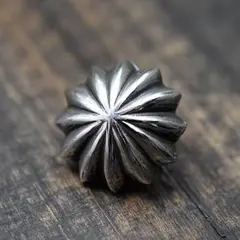 シルバー925 ウニ アポロコンチョ　スクリュー　インディアンジュエリー