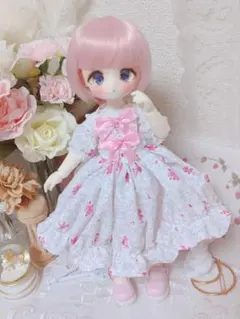 小花柄ワンピース白ピンクグレー／1/6ドール服