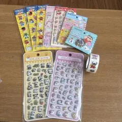 クレヨンしんちゃん➕パンダ、アザラシぷくぷくシール➕スティッチ平面シール