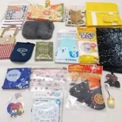 ポーチと雑貨のセット