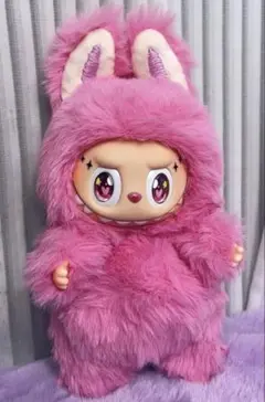 本日限定価格Labubu ZIMOMO ブラウン ピンクリボン　ラブブ　ジモモ HOW2WORK Labubu / Zimomo ラブブ ジモモ 新品 阪急の通販 by
