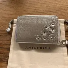 アンテプリマ 折り財布
