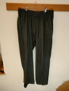 イ*ン様 ユニクロ ダークグレー イージーパンツ デニム風