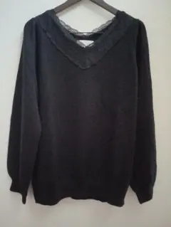 黒系　n'Or レース付きVネック長袖ニット