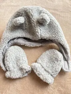 Baby gap グレーの耳付き帽子　ミトン　セット ベビーギャップ　0-6ヶ月
