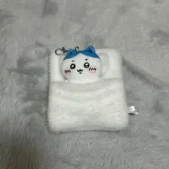 ハチワレおふとんリールパスケース