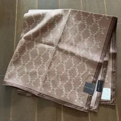 ハンカチセリーヌ