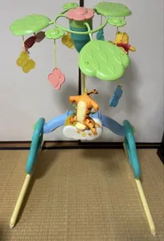 タカラトミー くまのプーさん えらべる回転 6WAYジムにへんしんメリーのサムネイル