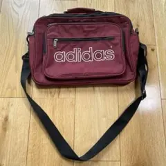 00s Y2K adidas ショルダーバッグ　メッセンジャー　バーガンディ