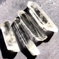 【大きめ！4本セット！最強水晶】レムリアンシードクリスタル　水晶　ポイント34