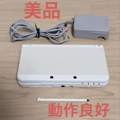美品⭐︎Newニンテンドー3DS⭐︎ホワイト⭐︎きせかえ⭐︎動作良好⭐︎