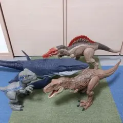 美品MATTEL ジュラシック・ワールド 恐竜おもちゃ 4体セット