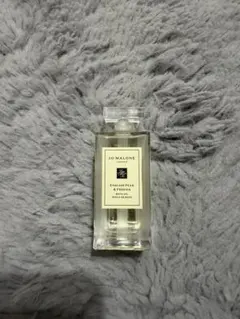 JO MALONE LONDON イングリッシュペアー＆フリージア バスオイルのサムネイル