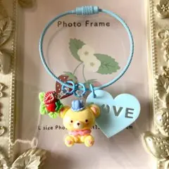 テディベア　キーホルダー　水色　くま　いちご