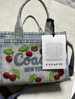 COACH ギンガムチェック チェリー トートバッグ ブルー - メルカリ