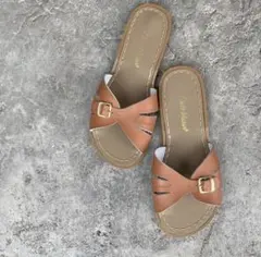 Item thumbnail for item 319e897b-f433-4fda-bc72-6153db21cbc1