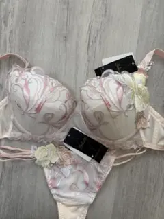 Item thumbnail for item fdc72b49-86e3-4020-9ca7-16bd2a8e9ead