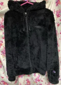 チャンピオン　ボアフリースパーカー　ジップアップ　モコモコ　黒