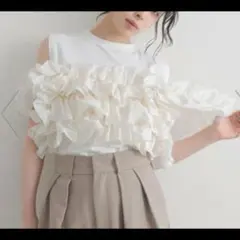 新品リアンフリルビスチェドッキングTシャツのサムネイル