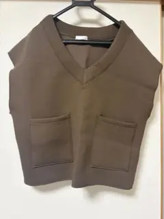 しまむら Helm ブラウン Vネック ベスト
