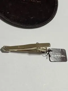 LANCEL ネクタイピン ゴールドカラー 専用ポーチ付のサムネイル