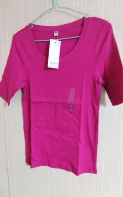 ユニクロ!希少!5分袖!コットン!リブ!U ネックT シャツМ新品未使用