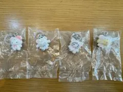 【即時発送　未開封】サンリオ⭐︎4種　めじるしアクセサリー　ふわふわスノー