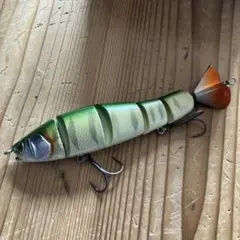 Item thumbnail for item 35b9d17b-fdcb-4ed6-905b-6bf6ffd909b2