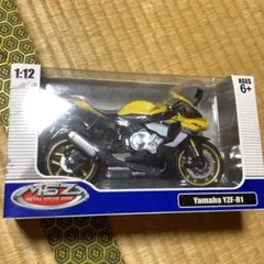 Yamaha YZF-R1 ダイキャストモデル 1:12のサムネイル