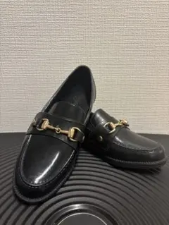 Item thumbnail for item 6e049a80-b12d-49ce-8fad-c5faa498a295