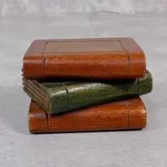 S133 本のオブジェ 置物 木製インテリア 北欧 アンティーク ビンテージ