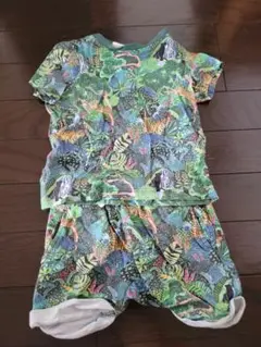 H&M × Angela ジャングル柄セットアップ