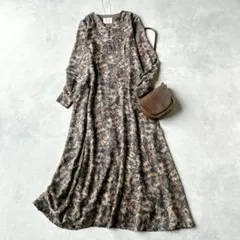 Ameri Vintageロングワンピース 花柄 Ameri VINTAGE（ロングワンピース/マキシワンピース）のフリマアイテム一覧