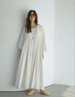 新品　インポート商品　フレアスリーブワンピース