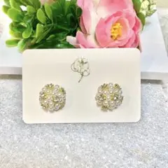 パール　ビジュー　結婚式　入学式　入園式　花　ハンドメイド　ピアス　イヤリング