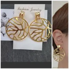 ‼️３点購入500円引き‼️  アンティーク調プレート　ハンドメイドピアス