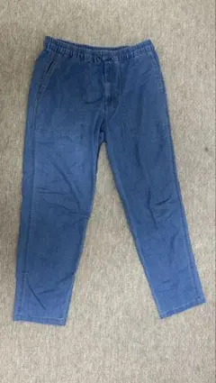 GU ブルーストレートパンツ