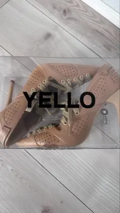 YELLO パンプス Mサイズ 美品