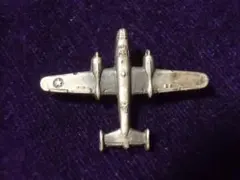 ☆1940年代＊アメリカ軍＊B25ミッチェル爆撃機＊ラペルピン