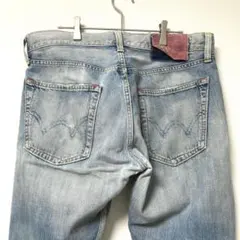 Item thumbnail for item 93f5bfd7-5a72-4bd0-8624-6ec4db70b8e6