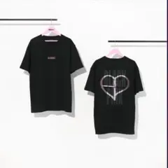 BLACKPINK ハートロゴTシャツ