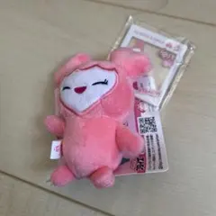 TWICE LOVELYS チャーム付きマスコット　モモ